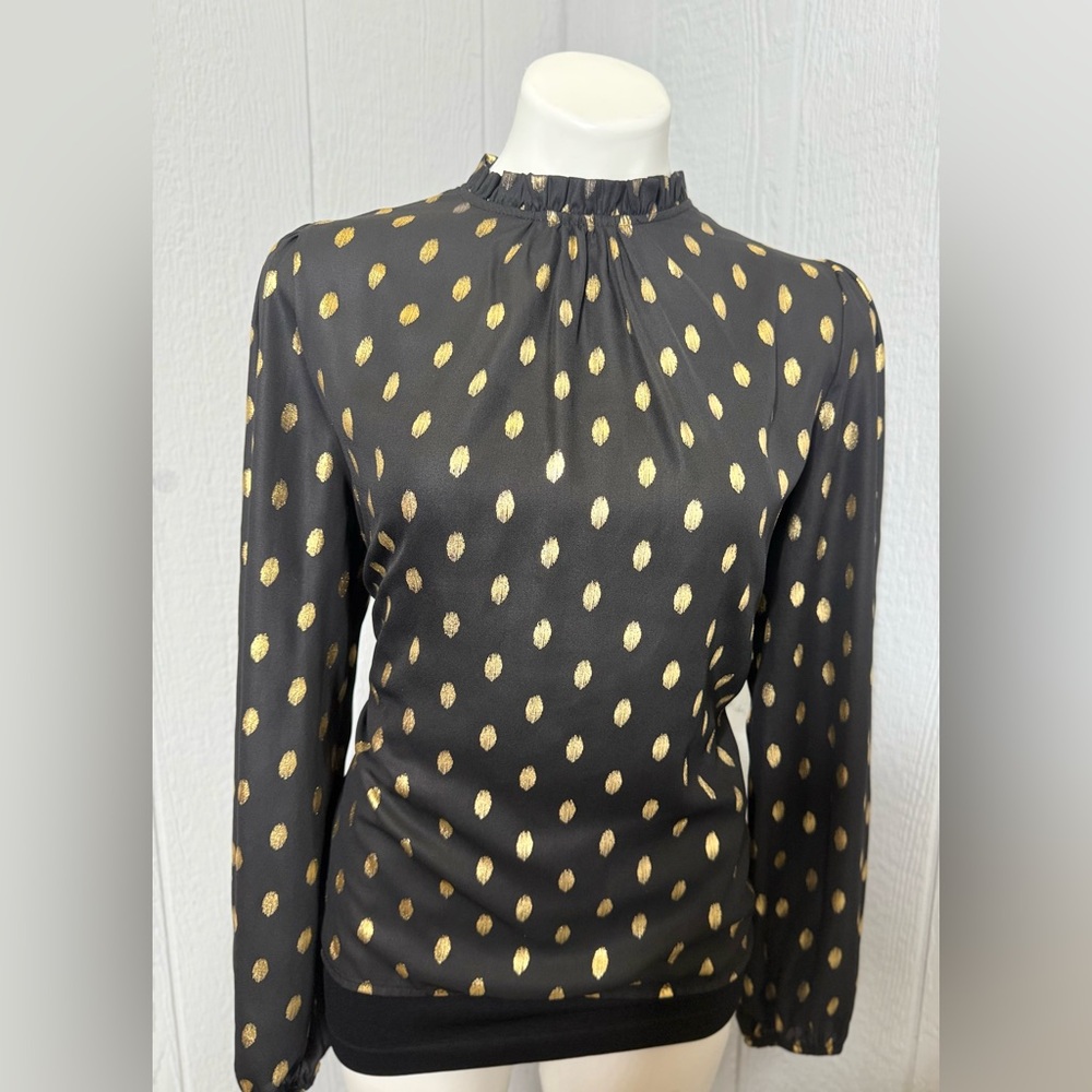 Chic Long Sleeve Black Dress with Gold Accents